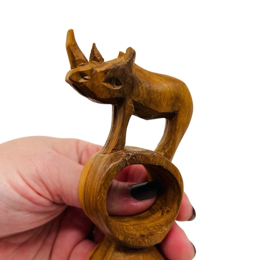 4 VTG African Safari Hand Carved Wooden Animal Napkin Rings Lion Giraffe Set